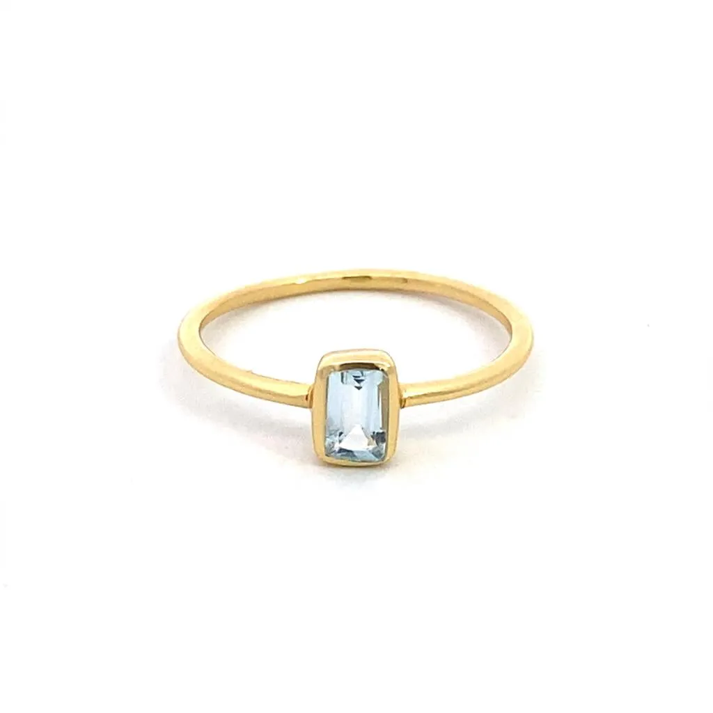 18K Yellow Gold Vermeil Blue Topaz Classic Ring