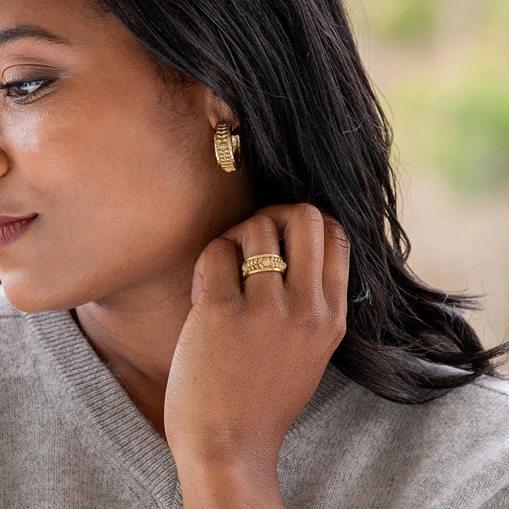 Capucine De Wulf Berry Vine Ring in Gold - Size 7