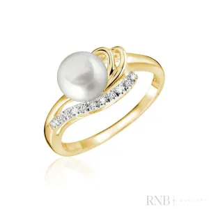 Cultured  Pearl & Diamond Ring