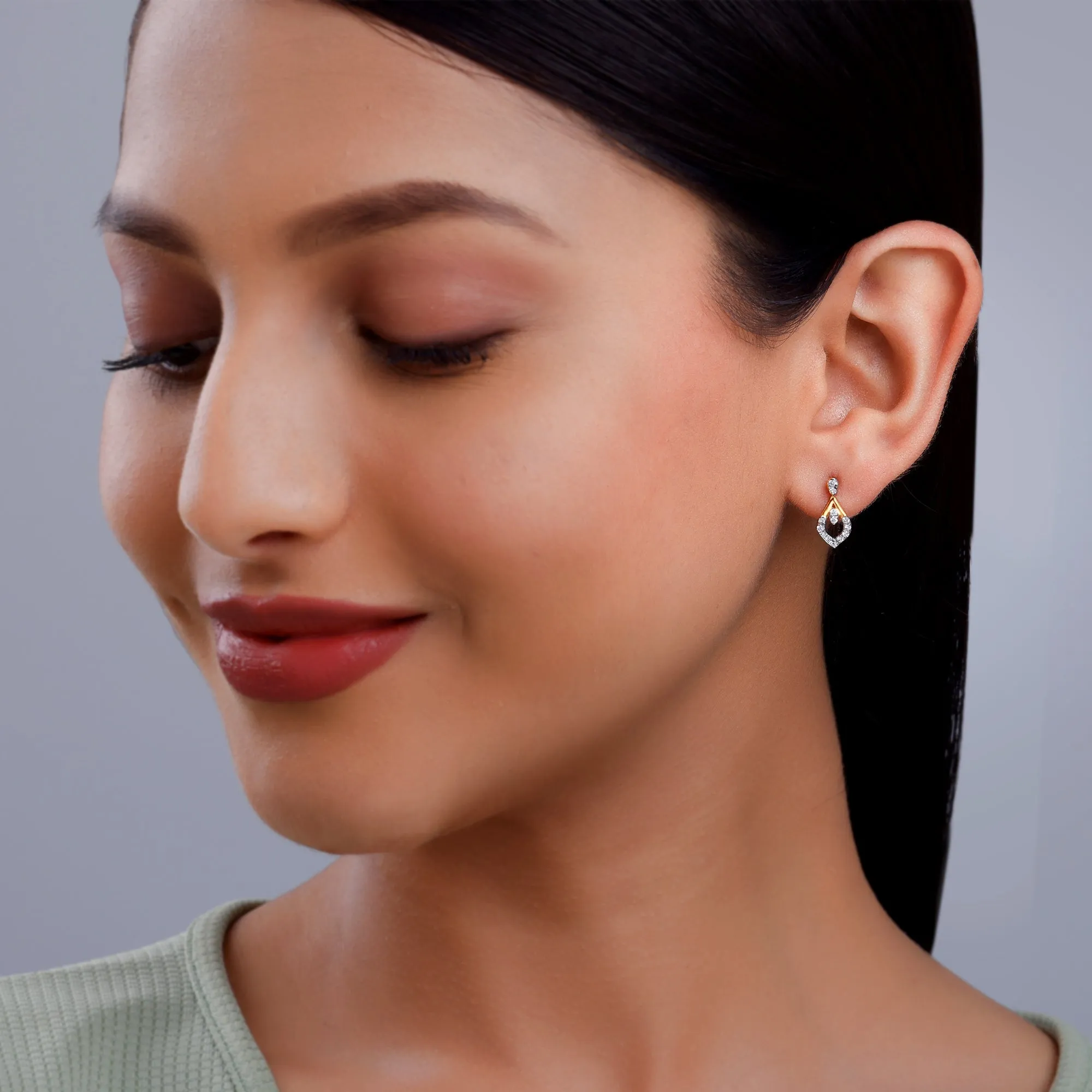 Gold Glow Drops Diamond Earrings
