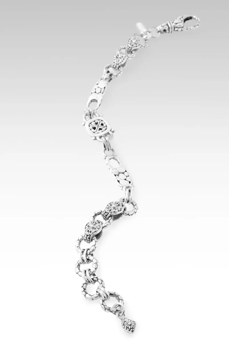 Peacemakers Bracelet? in Ultra? Mystic Topaz