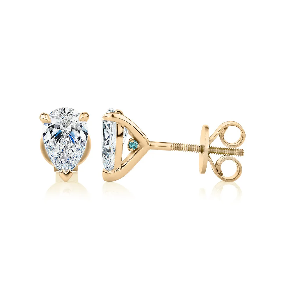 Premium Certified Lab-Grown Diamond, 1.40 carat TW pear stud earrings in 18 carat yellow gold