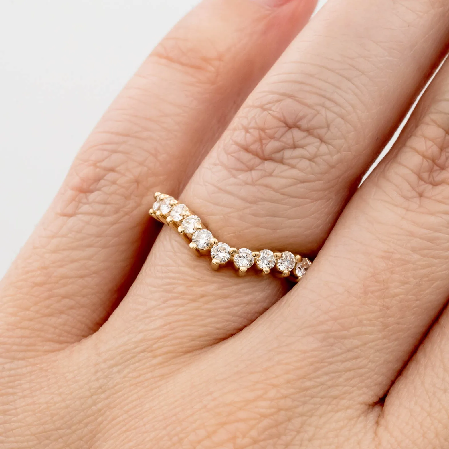Wave Diamond Band